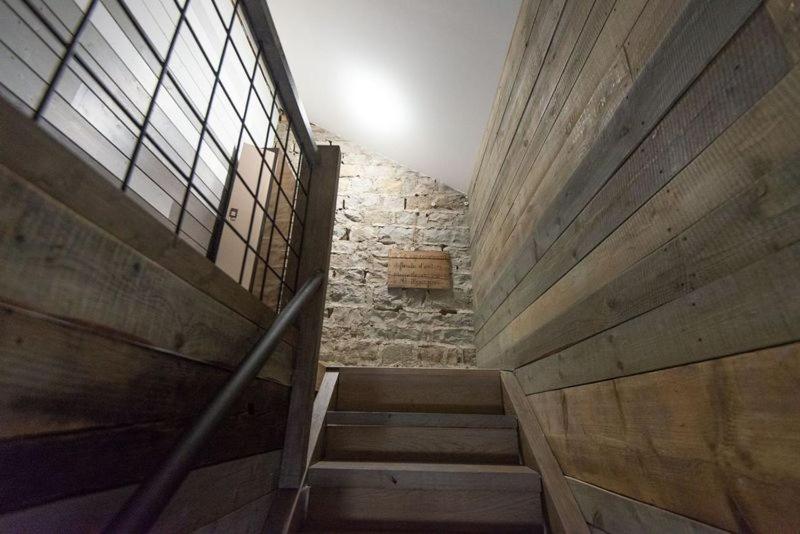 Gite L'Atelier De Tournerie Montigny-sur-l'Ain Zewnętrze zdjęcie